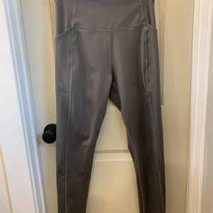 Girlfriend Collective pocket leggings